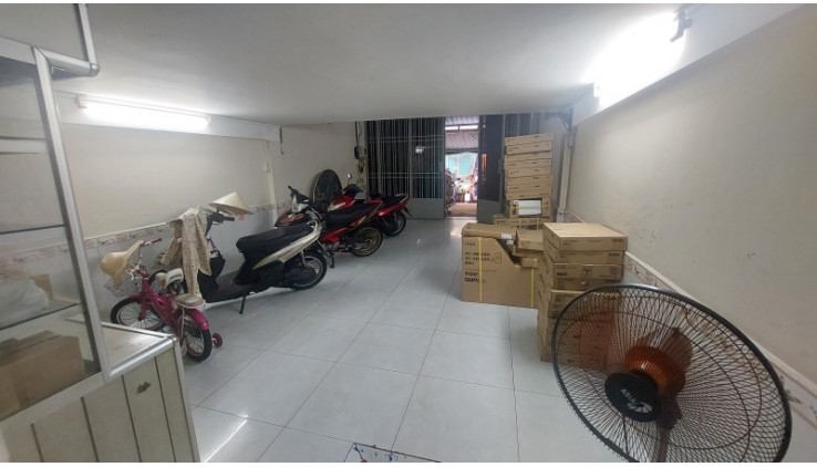 Bán nhà mặt tiền Hoàng Minh Đạo 4,5m x 17m phường 5 quận 8 giá 20 tỷ