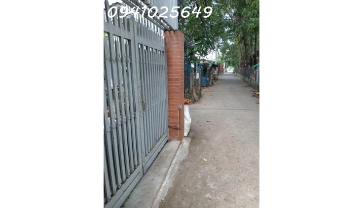 Bán nhà cấp 4 HXH đường 207, phường Tân Phú, Quận 9, diện tích 57m2, giá rẻ 3.1 tỷ
