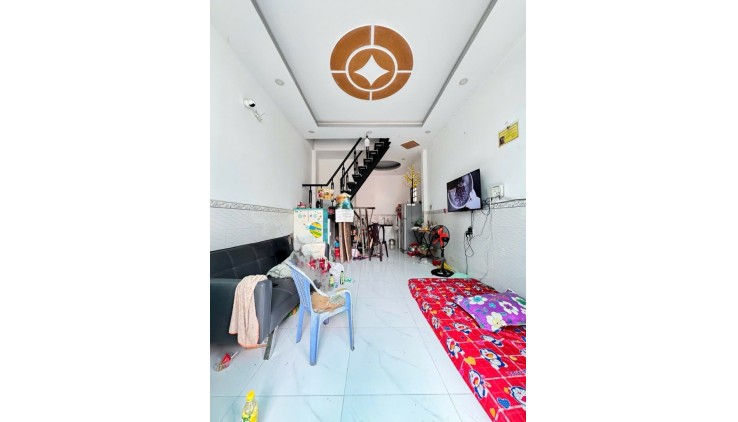 Nhà nhỉnh  2 tỷ Tân Kỳ Tân Quý, BHHA, Bình Tân, 2 tầng 32m2