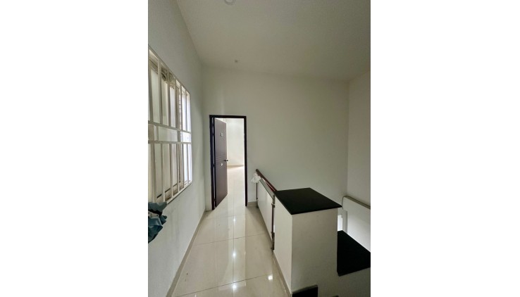 Nhà rẻ Bình Long, P Tân Quý, Quận Tân Phú, 56m2, 2  tầng, hơn 4 tỷ