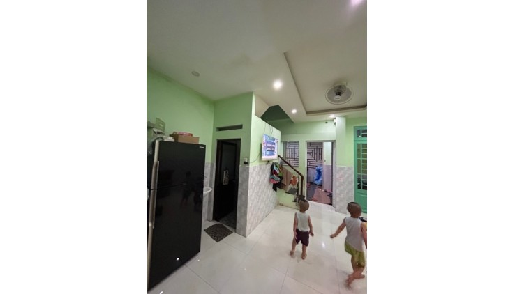 BÁN NHÀ KHU TÊN LỬA 3 TẦNG 58M2 NGAY NGÃ TƯ BÌNH TRỊ ĐÔNG - TÊN LỬA CHỈ NHINGR 3 TỶ CÒN THƯƠNG LƯỢNG