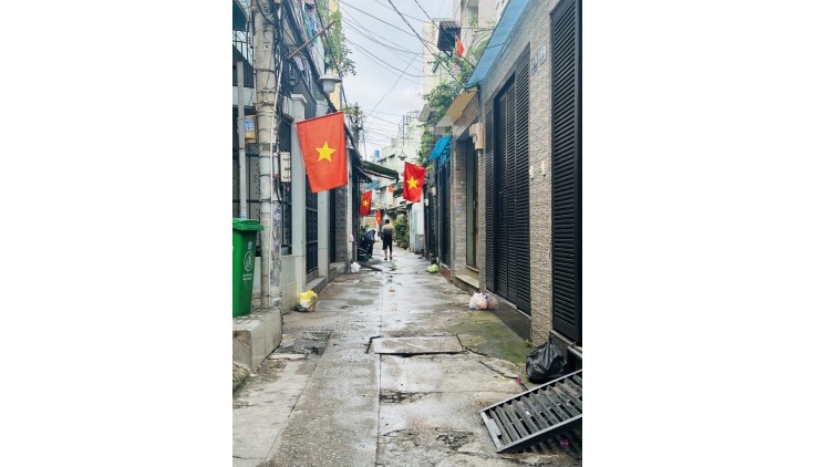 Chủ nhà thiện chí bán nhà ngay trung tâm quận 10 đường cách mạng tháng 8  46M2 - 2 TẦNG - HẺM 3M THÔNG - AN NINH
