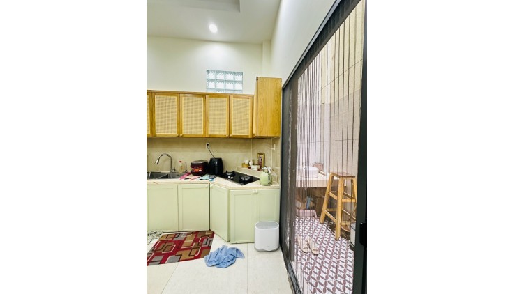 N32 - Huỳnh Văn Bánh - 80m2 4 Tầng BTCT - ngang  4 - 5PN Giá 12.5 tỷ