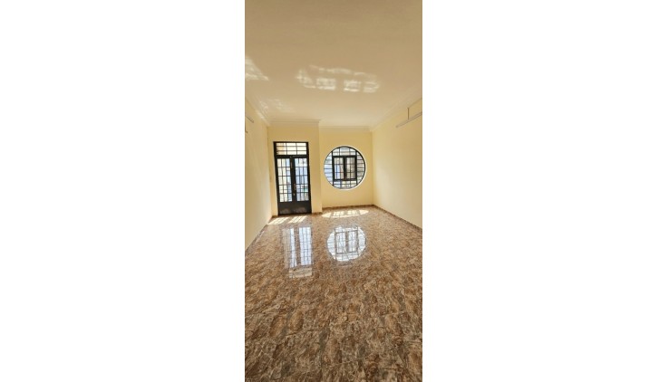 Nhà đẹp xịn xò ngay Lòng Điện Biên Phủ Quận 10 , DT  51M2 - 4 TẦNG RẤT MỚI BTCT KIÊN CỐ - VỊ TRÍ CỰC ĐẸP