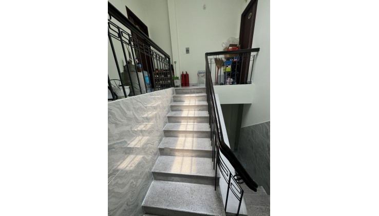 N13- CHDV NGUYỄN TRỌNG TUYỂN - PHÚ NHUẬN - HXH - 134M2 - 7Pn - NỞ HẬU - GIÁ 12 tỷ 5