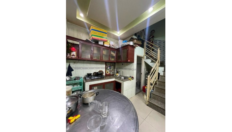 NHÀ ĐẸP Ở TÂN BÌNH - HẺM XE HƠI ĐỖ CỬA 2 TẦNG 42M2 TẶNG NỘI THẤT CAO CẤP GẦN BỆNH VIỆN THỐNG NHẤT