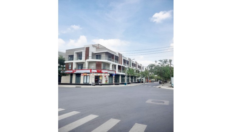 Bán nhà kho Ful thổ, măt tiền Thạnh Xuân 21, Thạnh Xuân, Q12, 383m2, ngang 8m, 50tr/m2