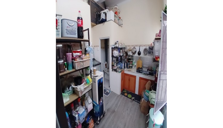 Bán nhà đường Cách Mạng Tháng 8, P13, Quận 10, 64m2, 2 tầng, chỉ 7,x tỷ