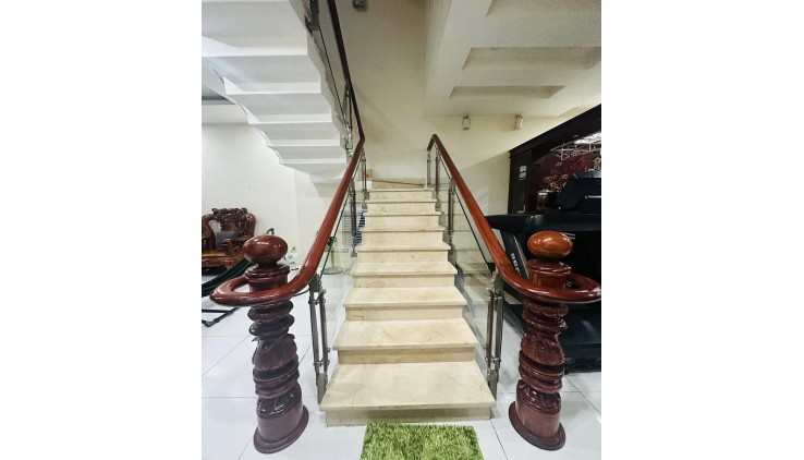 Bán nhà mặt tiền kinh doanh, hạ chào 9 tỷ, Lạc Long Quân, P8, Tân Bình, 186m2, 4 tầng
