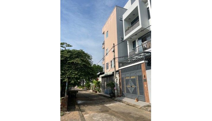 Bán đất Linh Trung Thủ Đức – gần 100m2 Vị trí đẹp, HXH, pháp lý chuẩn, Gần Đại học Ngân Hàng giá chỉ 7.2 tỷ TL