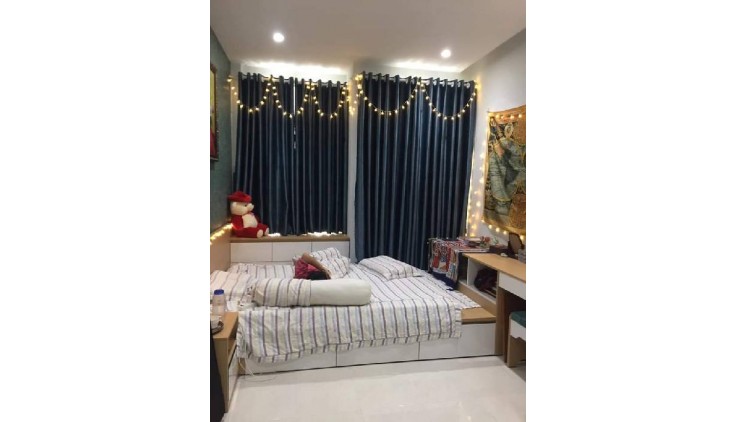Chủ gửi bán gấp căn nhà hẻm 116 tô hiến thành 2 tầng 29m2 Quận 10 dài 9 p15