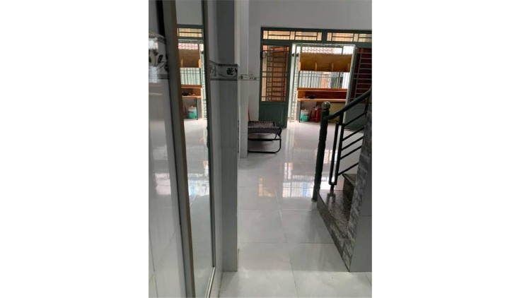 Bán nhà khu vực Trường Chinh, Tân Thới Nhất, Quận 12, DT 45m2, 2 tầng, Chỉ 3 tỷ TL