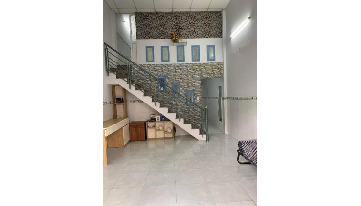 Bán nhà khu vực Trường Chinh, Tân Thới Nhất, Quận 12, DT 45m2, 2 tầng, Chỉ 3 tỷ TL