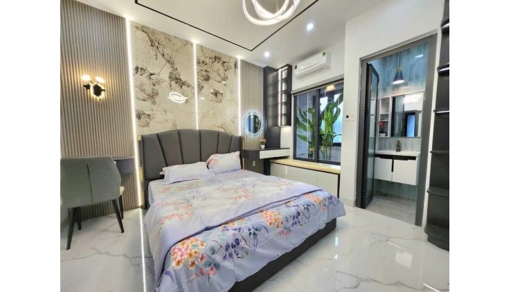 Bán nhà HXH Thăng Long, phường 4 Tân Bình; (6*12); 4 tầng, thang máy