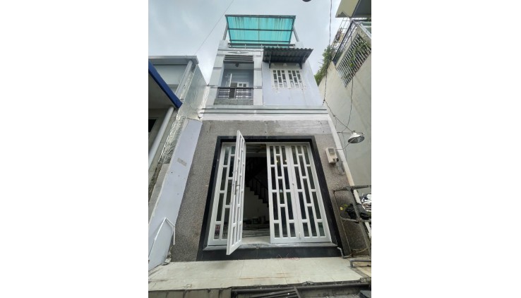 Bán Gấp nhà Tây Thạnh  Tân Phú hẻm 4m giáp Tân Bình 40m2 ,3 Tầng BTC 4 tỷ