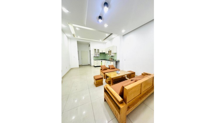 TÂN HÒA ĐÔNG - TỈNH LỘ 10 KẾ TÊN LỬA - ĐƯỜNG XE TẢI TRÁNH THÔNG - VỊ TRÍ KINH DOANH - 64M2 - 2 TẦNG MỚI ĐẸP DỌN VÀO Ở NGAY CHỈ NHỈNH 4 TỶ