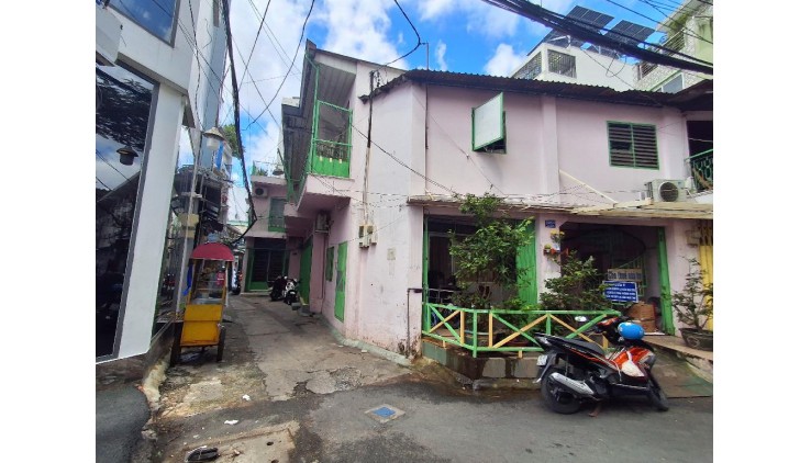 Chủ về quê sinh sống cần bán lại căn nhà ngay đường nguyễn duy dương gần chợ Nguyễn Tri Phương 49.8M2