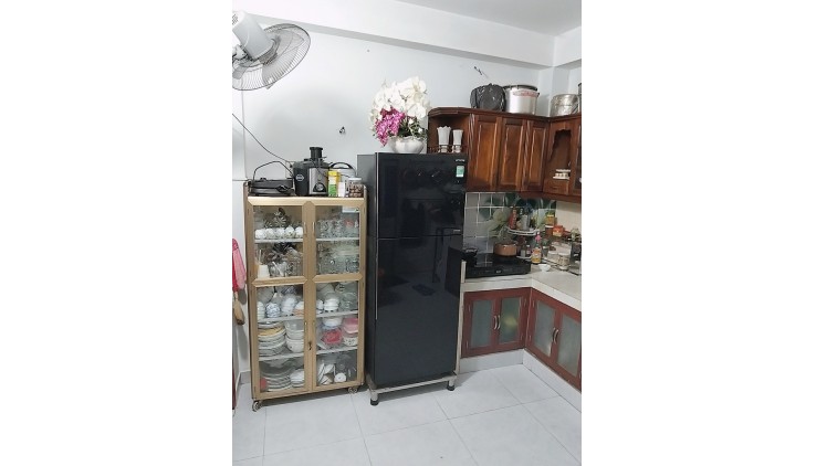 ÔNG ANH KẸT TIỀN BÁN GẤP, NHÀ DƯƠNG BÁ TRẠC. P1.Q8 CHỈ 13.x TỎI