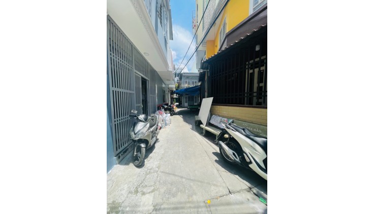 SIÊU PHẨM TÂN BÌNH - 4 TẦNG - NGANG 4.7M - PHÁP LÝ CHUẨN MUA BÁN NHANH