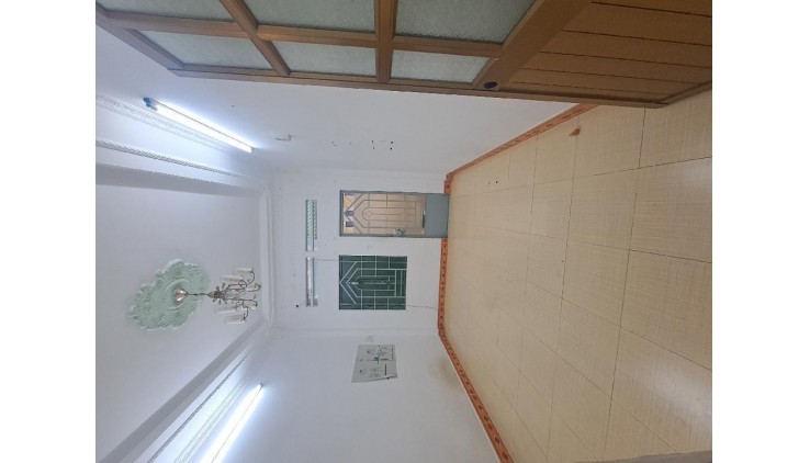 Bán nhà Đông Hưng Thuận 21, Tân Hưng Thuận, Quận 12, DT 32m2 (3 x 11) x 2 tầng, Chỉ 2.950 tỷ TL
