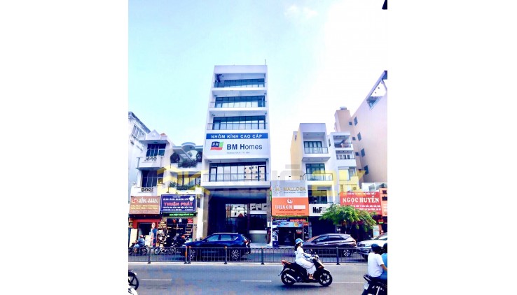 Bán tòa Building Siêu đẹp MT Bạch Đằng, P.15, Bình Thạnh, 8,7x30, Hầm 7 Tầng, HĐT 450tr, GIÁ 72Tỷ