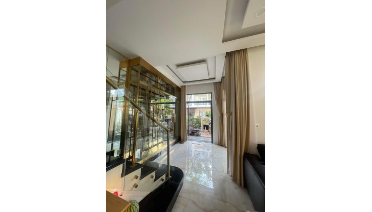 BIỆT THỰ CHO THUÊ DIỆN TÍCH 152M2 - THIẾT KẾ CAO CẤP - KHU KHANG ĐIỀN - GIÁ TÓT 40 TRIỆU/THÁNG