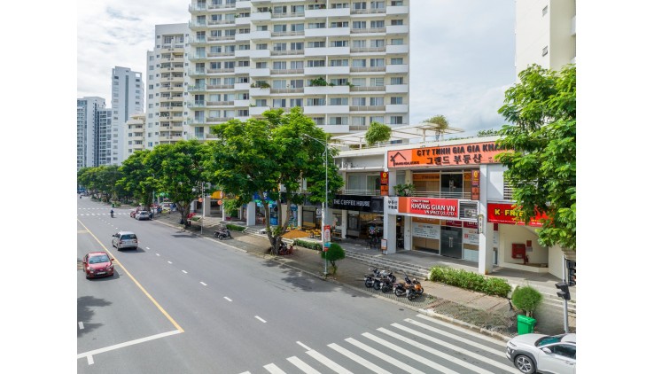 Bán Shophouse Phú Mỹ Hưng vị trí mặt tiền đường đông đúc. Thanh toán dài hạn đến T9/2026