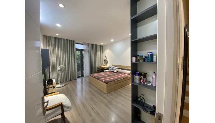 Bán nhà Mặt tiền Nguyễn Oanh  - ngay Quang Trung, DT: 4.7x16m, 3 tầng- 4PN, 11.5 tỷ