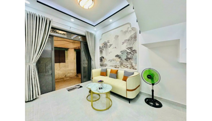Bán nhà 40m2,2 tầng góc 2MT đường Quang Trung,Gò Vấp chỉ 4 tỷ