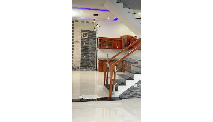 NHÀ  4 TẦNG MẶT TIỀN KINH DOANH HIỆP PHÚ
