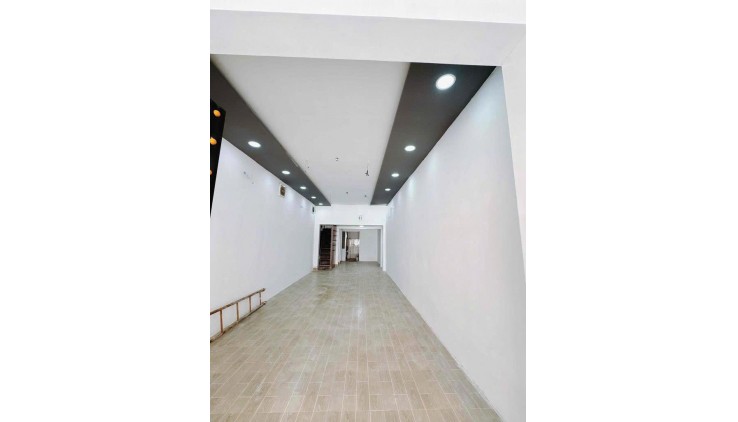 Cho thuê mặt bằng Bắc Hải, Quận 10 - Khu sầm uất gần công viên, trường học