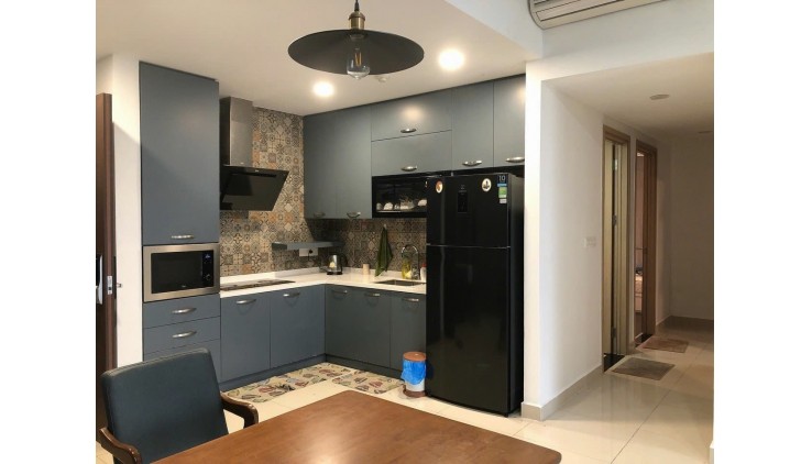 Cho thuê căn hộ 3PN-2WC full nội thất gần sân bay, đang trống ở ngay LH 0932192028-Ms.Mai