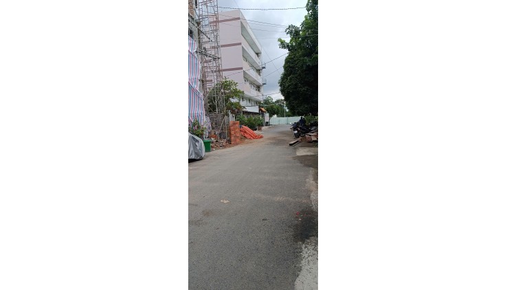 Nhà 3 tầng quốc lộ 13,Hiệp Bình Phước,Thủ Đức chỉ 5ty.0937696237