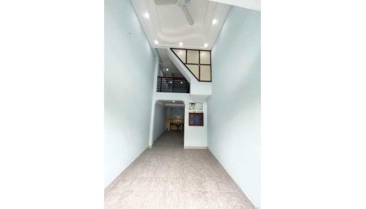 Cho thuê nhà mặt tiền đường Hoàng Sa, Tân Bình - Khu vực kinh doanh sầm uất