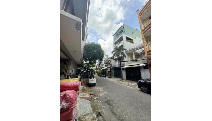Cho thuê nhà hẻm xe hơi đường Phạm Phú Thứ, Tân Bình - Khu vực sầm uất