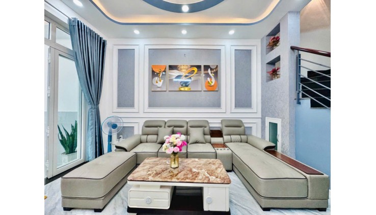 Bán nhà gò Vấp- Quang Trung, 4 tầng, 5.62*15m, cách 20m ra Quang Trung, đủ tiện ích. 5.980T (tl)