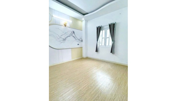 Bán Gấp nhà liên khu 4,5 ngay chợ Bình Thành hẻm 1 sẹc 50m ra mặt tiền 86m2,2 Tầng 5 tỷ