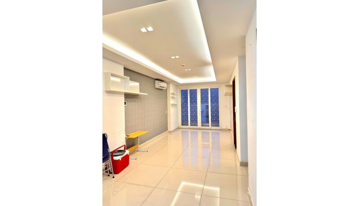 Bán căn hộ 2PN2WC-80m2 giá 4.350 tỷ tặng nội thất chung cư Sky Center Phổ Quang. LH 0932192 028-Mai