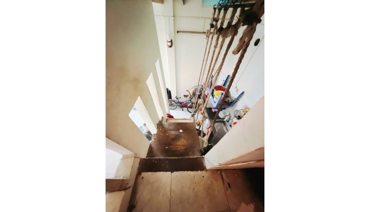 HẺM 3M DT NGANG 4 X 6 M
HƠN 2 TỶ Q4
