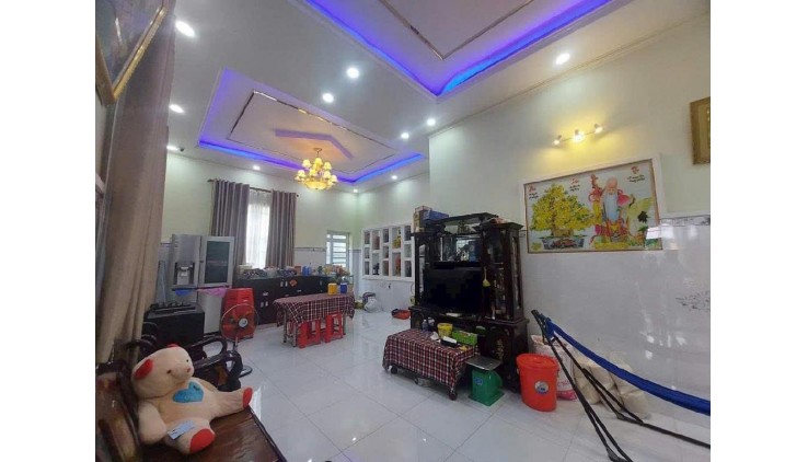 BAN NHA TRUNG TAM HANG CHANH -CU CHI . 420M2 (17 X25)  CHI 15 TỶ NHINH