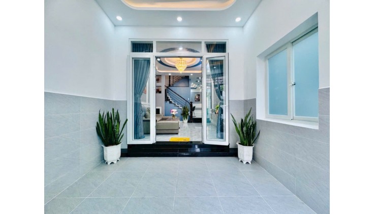 Bán nhà Gò Vấp, gần 70m2 nở hậu, 5PN full nội thất, Giá tốt.