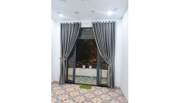 NHÀ ĐẸP RA NHANH TRONG THÁNG, GIẤY TỜ ĐẦY ĐỦ SANG TÊN CÔNG CHỨNG NHANH, GIÁ CÒN THƯƠNG LƯỢNG, NHÀ BÌNH CHÁNH
