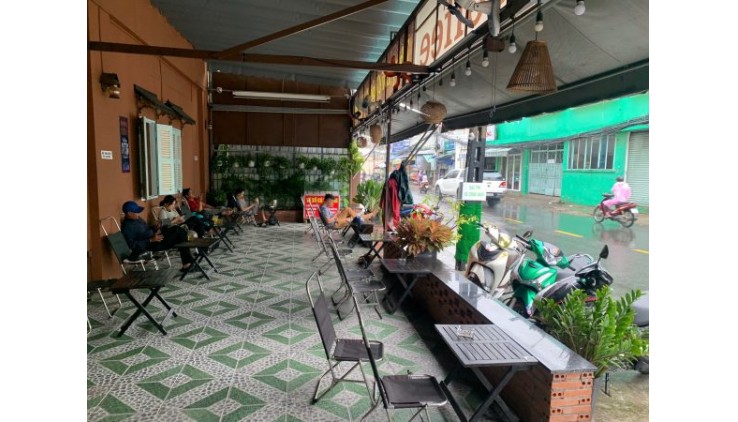 Quận 11 , Quán Đẹp MT đường đông ! Chính chủ Cần Sang Quán Cafe, MB đẹp ngang 16m x 12m, Tel : 0938692184 ( chính chủ )