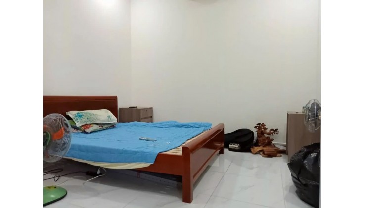 Bán Nhà Cấp 4 , Hẻm Ô Tô Tránh, Sát Chung Cư Himlam Phú An, Giá 6.5 Tỷ, Thương Lượng!