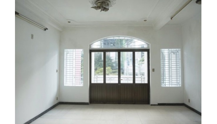 Quận Tân Bình ! Chính Chủ Cho thuê MB – Nhà nguyên Căn Vip Ngay Cổng Chào Khu Sân Bay, Tel : 0386881346 – 0903854919 ( Chính chủ )