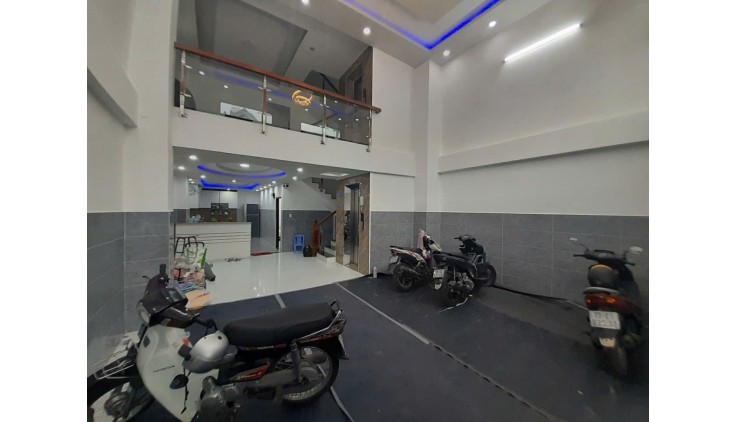 Bán Gấp CHDV mặt tiền Lê Liễu Tân Phú thu nhập 60tr tháng ,100m2,6 Tầng Thang máy Nhỉnh 12 tỷ