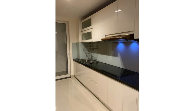 Cho thuê căn hộ 2PN-2WC-74m2 full nội thất chung cư Sky Center 16tr/th, ở ngay.LH 0932 192 028-Ms.Mai