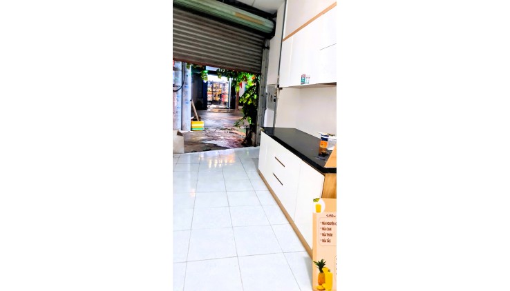 Cho thuê mặt bằng 40m2 mặt tiền đường Tô Ngọc Vân Linh Đông