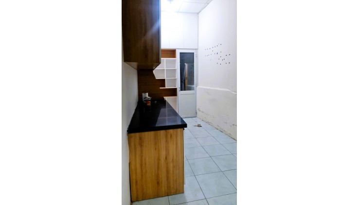 Cho thuê mặt bằng 40m2 mặt tiền đường Tô Ngọc Vân Linh Đông