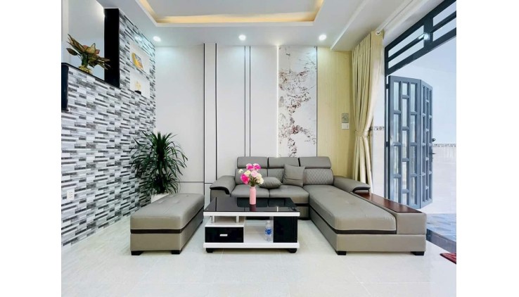 Bán nhà Gò Vấp. 58m2, hẻm 4m, nhà mởi ở ngay nhỉnh 4 tỷ.